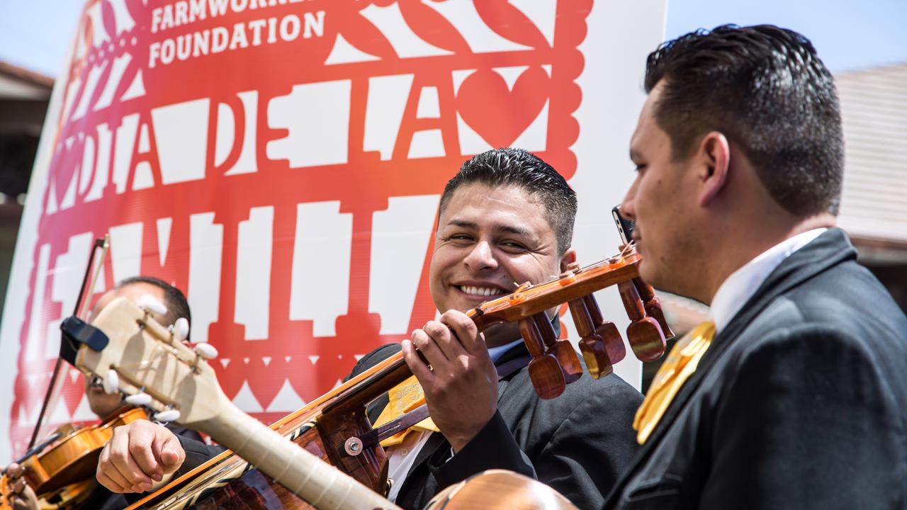 Mariachi band at the Napa Valley Farmworker Foundation Día de la Familia event